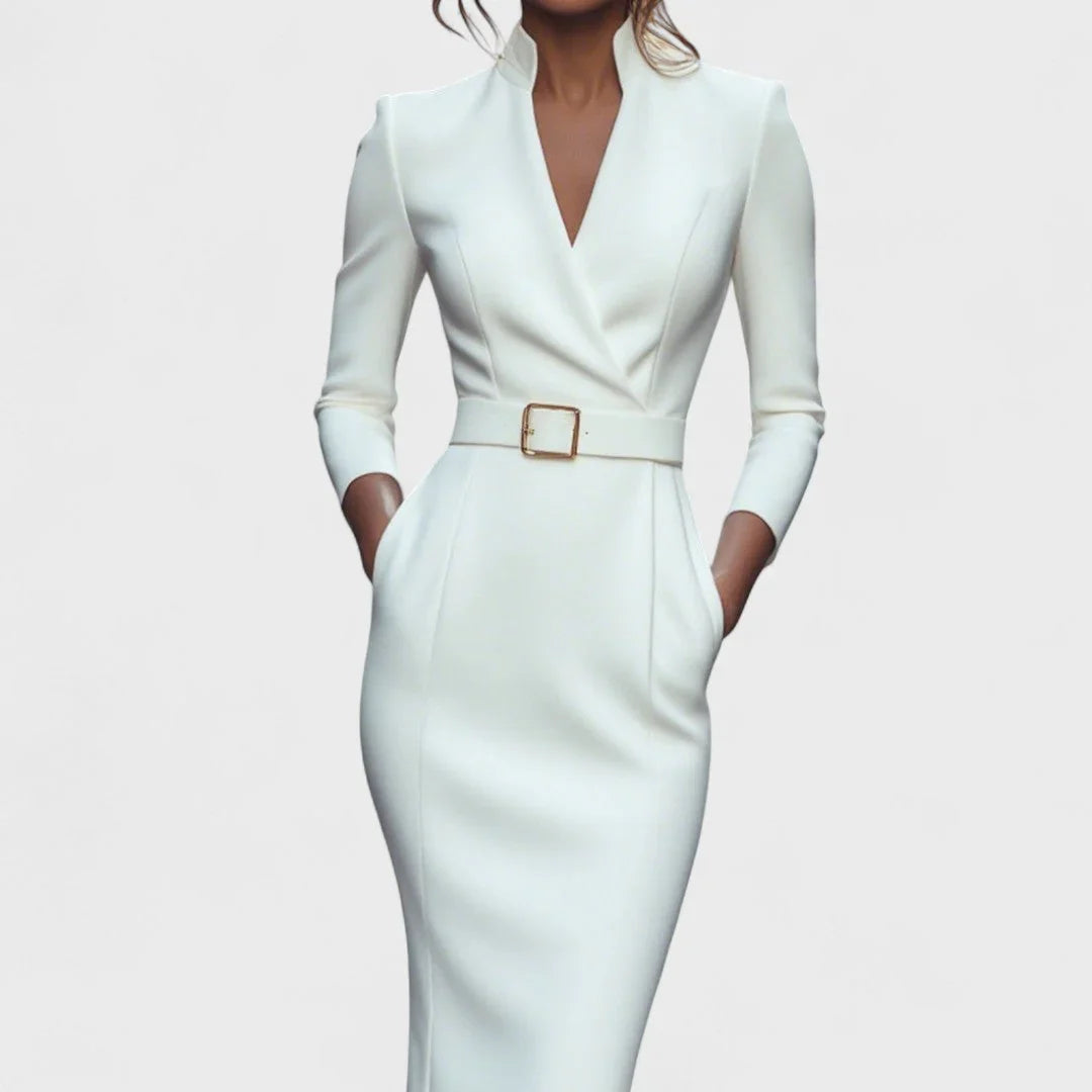 Noelia | Elegante vestido con cinturón y cuello alto