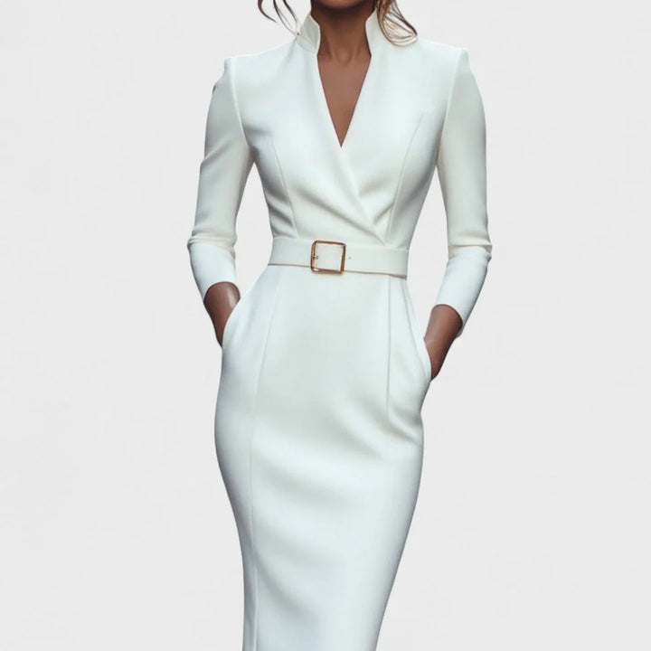 Noelia | Elegante vestido con cinturón y cuello alto