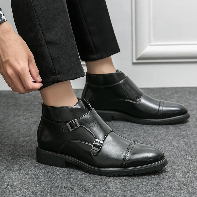 Parker | Botas de doble hebilla de cuero sintético